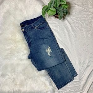Forever 21 distressed skinny jeans
